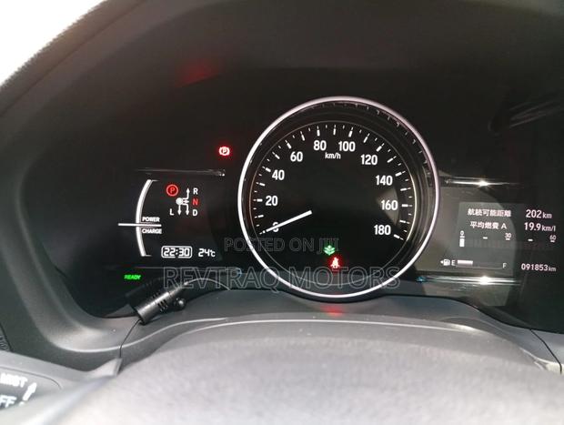 Honda Vezel 1.5 Hybrid 2WD 2018 Black