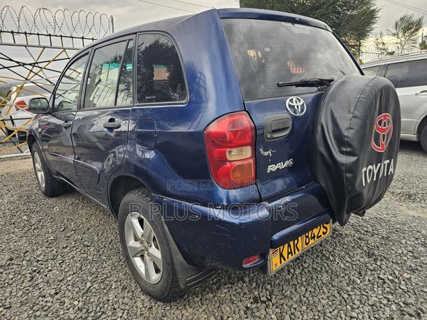 Toyota RAV4 2005 Blue