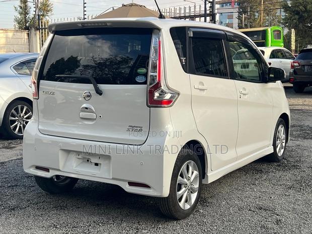 Nissan Dayz Highway Star G 2018 Pearl