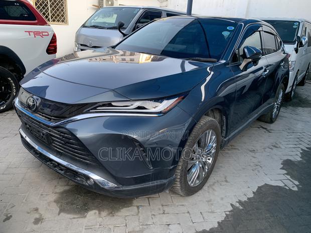 Toyota Harrier 2.0 2021 Gray