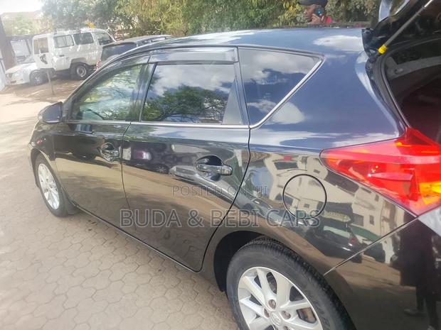 Toyota Auris 2013 Black