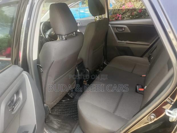 Toyota Auris 2013 Black