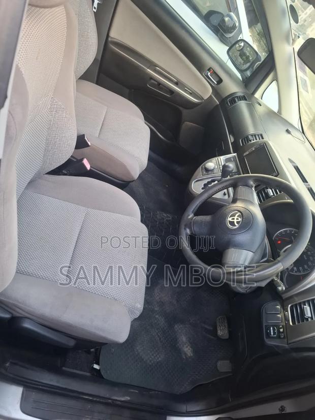 Toyota Wish 2008 Gray