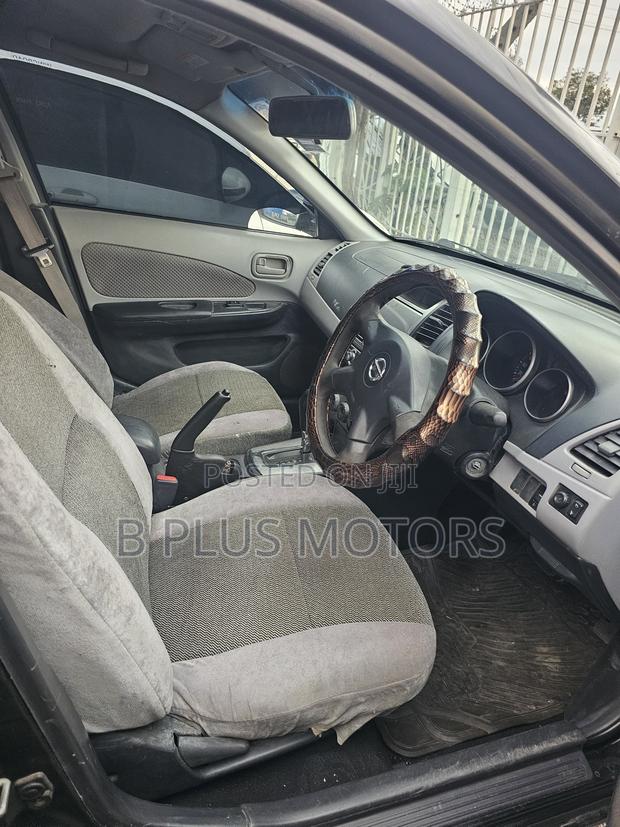 Nissan Wingroad 2006 Black