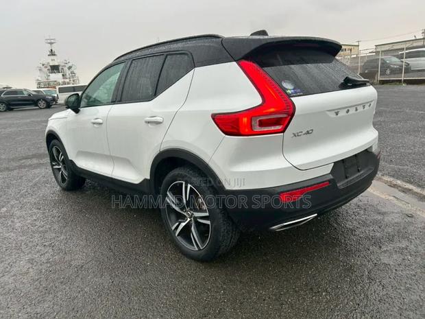 Volvo XC40 T5 Petrol AWD 2020 White
