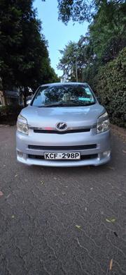 Toyota Voxy X 2WD 8-Seater 2009 Silver for sale