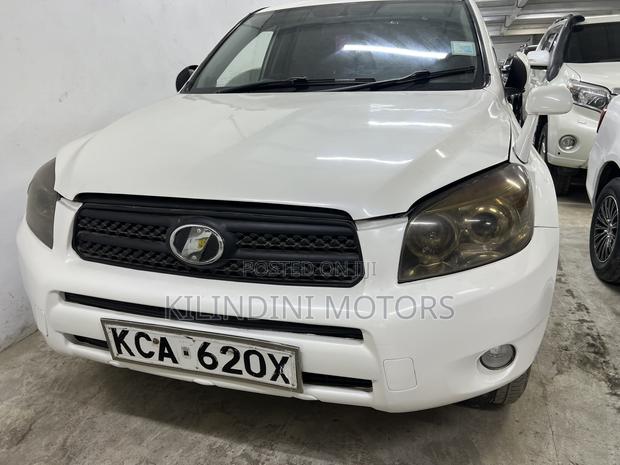 Toyota RAV4 2013 White