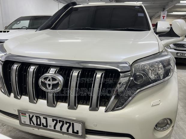 Toyota Land Cruiser Prado 2014