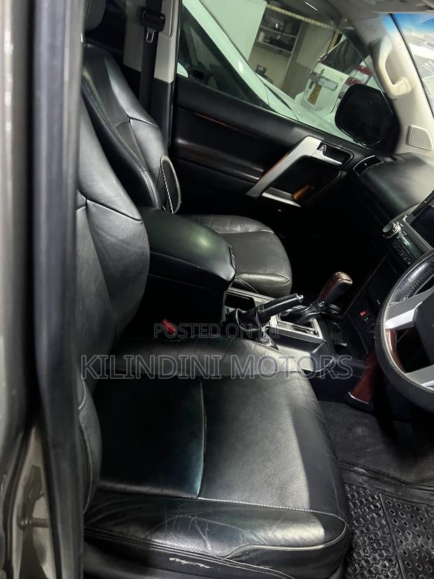 Toyota Land Cruiser Prado 2015 Gold