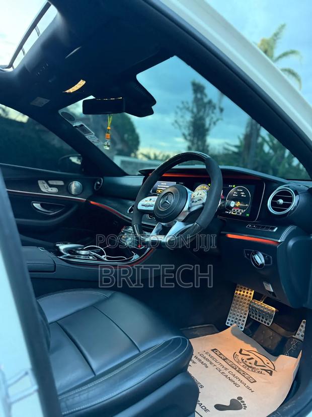 Mercedes-Benz E250 2017 White