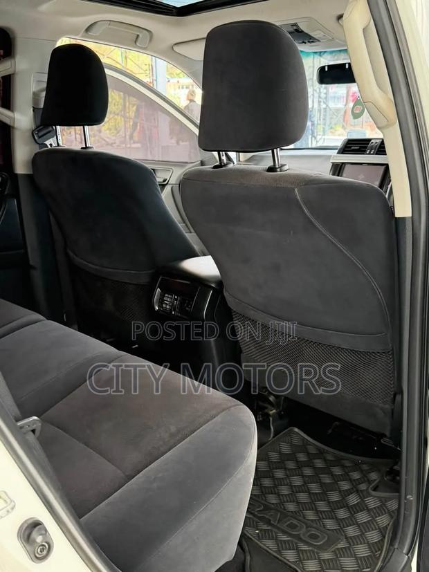 Toyota Land Cruiser Prado 2.7 VVT-i 2016 White