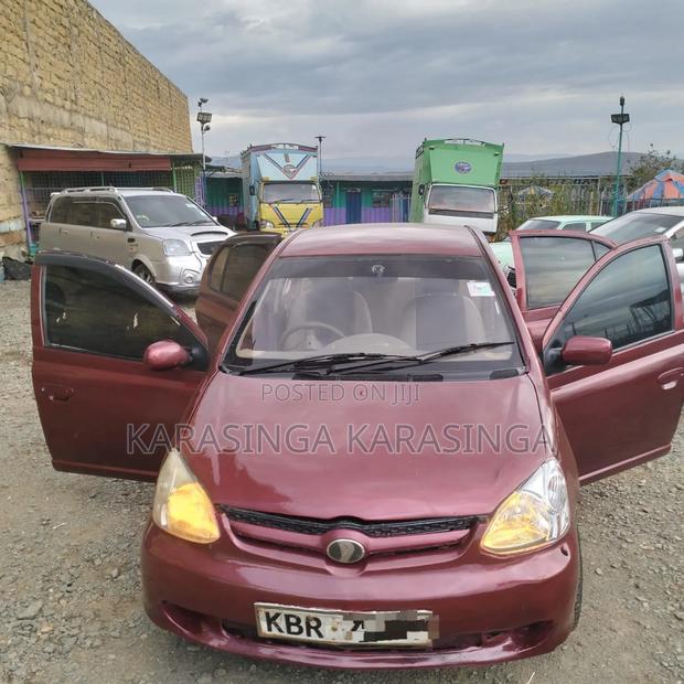 Toyota Platz 1.0 FWD 2005 Burgundy