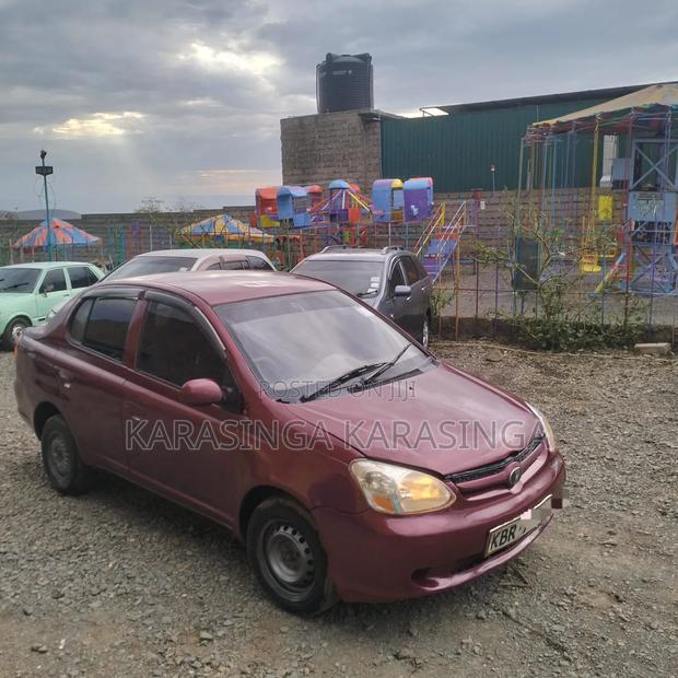 Toyota Platz 1.0 FWD 2005 Burgundy