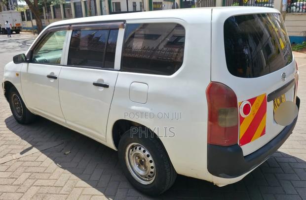 Toyota Probox 2014 White