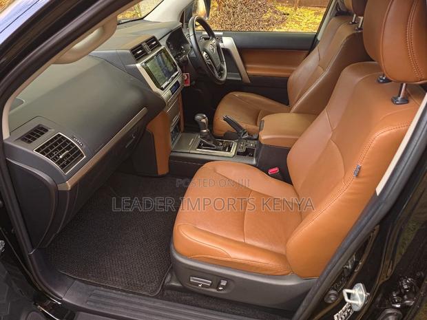 Toyota Land Cruiser Prado 2.8 2021 Black