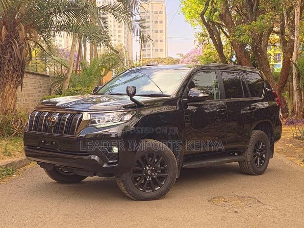Toyota Land Cruiser Prado 2.8 2021 Black