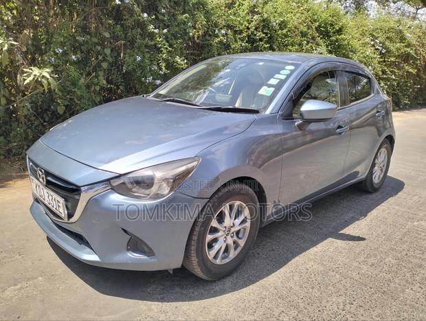 Mazda Demio 2016 Gray