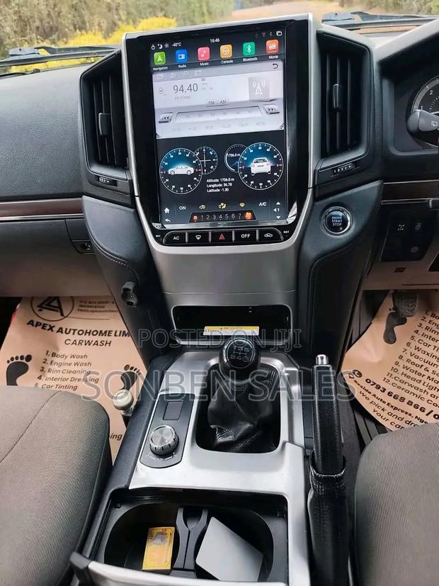 Toyota Land Cruiser 4.5 V8 GXR 2017 White