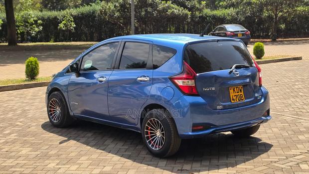 Nissan Note 2018 Blue