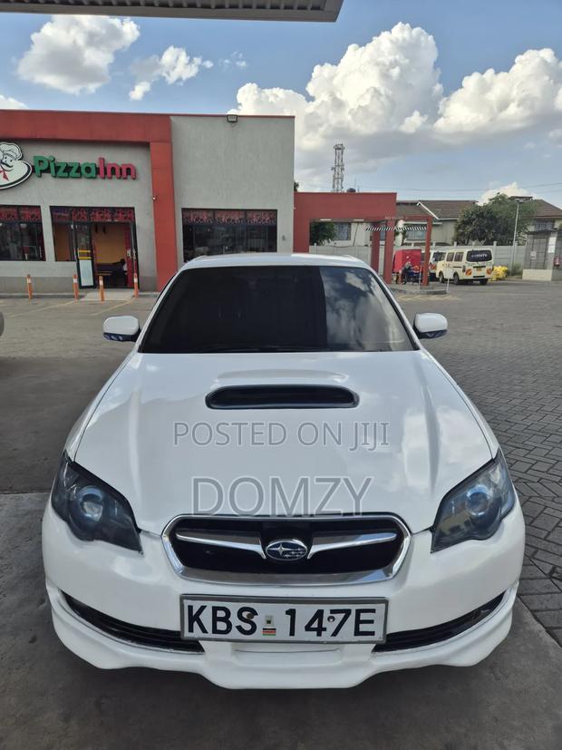 Subaru Legacy 2006 White
