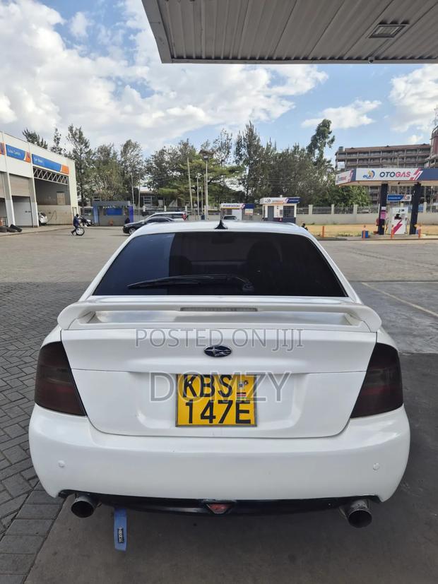 Subaru Legacy 2006 White