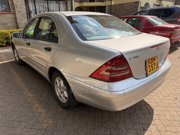 Mercedes-Benz C200 2003 Silver
