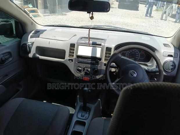 Nissan Advan 2011 White