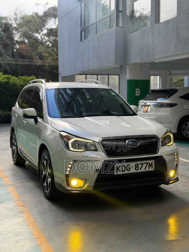 Subaru Forester 2.0XT Premium AWD 2016 White