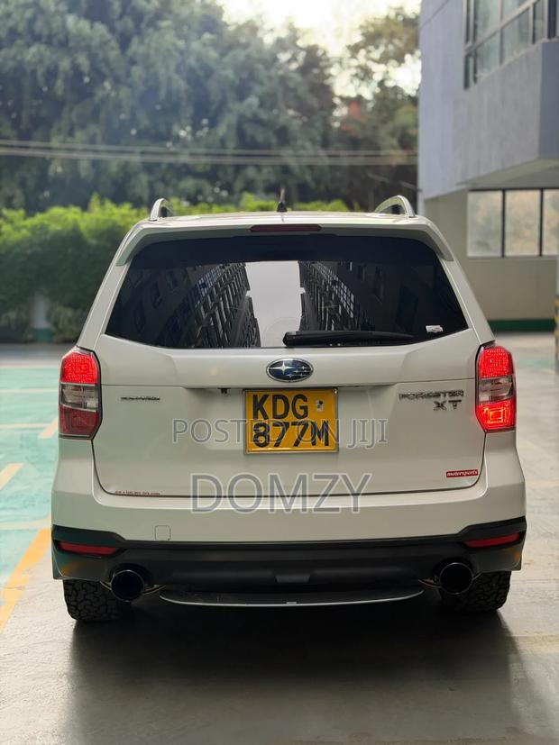 Subaru Forester 2.0XT Premium AWD 2016 White