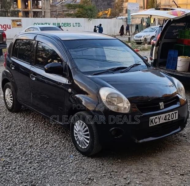 Toyota Passo 2013 Black
