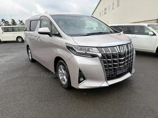 Toyota Alphard 2.5 Petrol FWD 2019 Silver