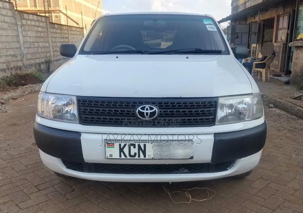 Toyota Probox 1.3 DX Comfort 2WD 2011 White