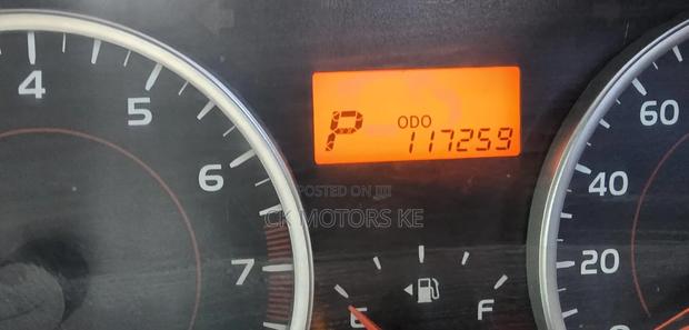 Toyota Wish 2012 Silver