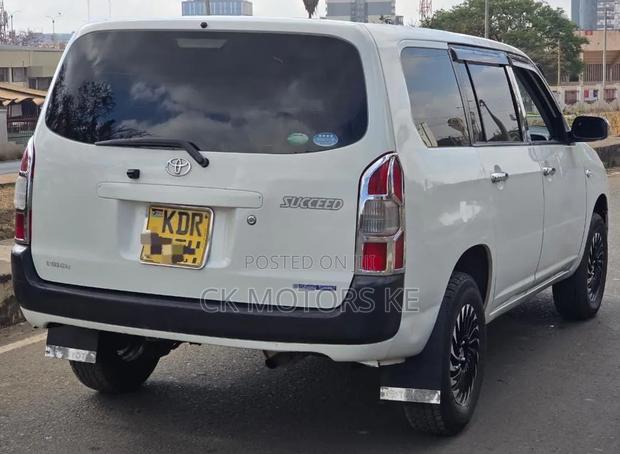 Toyota Succeed 2018 White