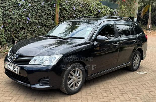 Toyota Corolla Fielder 1.8 Petrol FWD 2013 Black