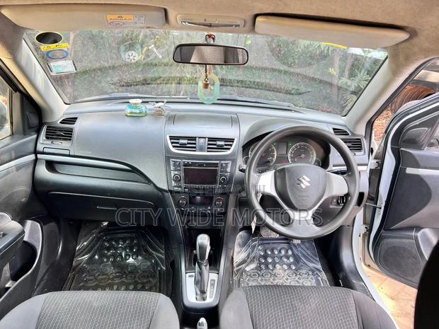 Suzuki Swift 2012 White