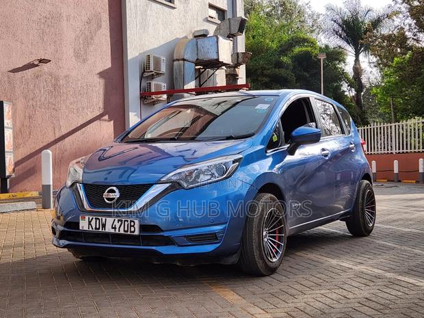 Nissan Note 1.2 Hybrid 2018 Blue