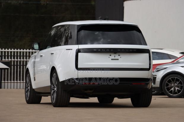 Land Rover Range Rover Vogue 2023 White