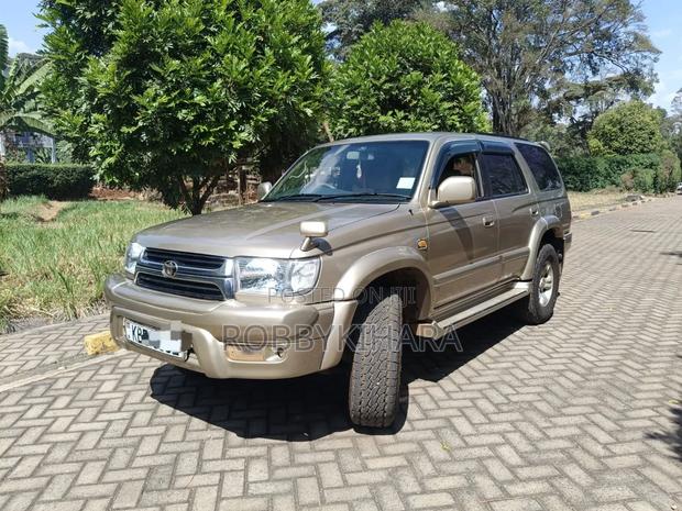 Toyota Hilux Surf 2.7 SSR 2001 Beige