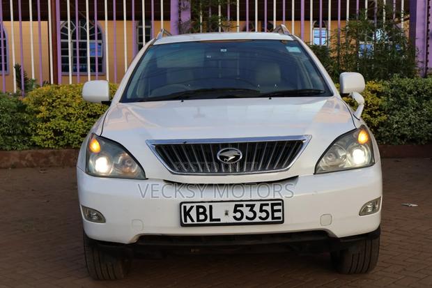 Toyota Harrier 2003 White