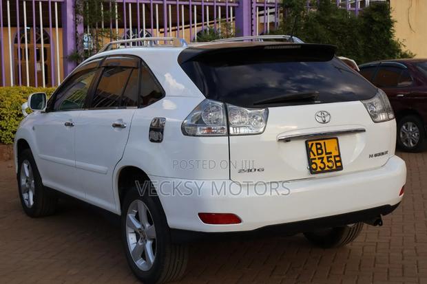 Toyota Harrier 2003 White