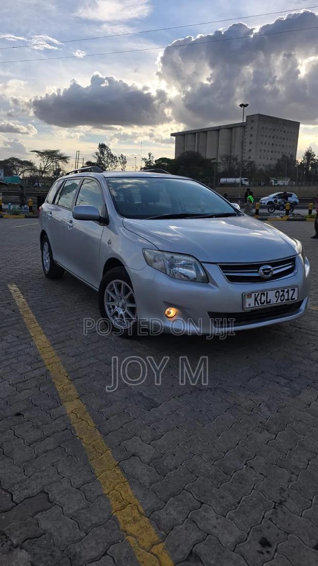 Toyota Corolla Fielder 2012 Silver