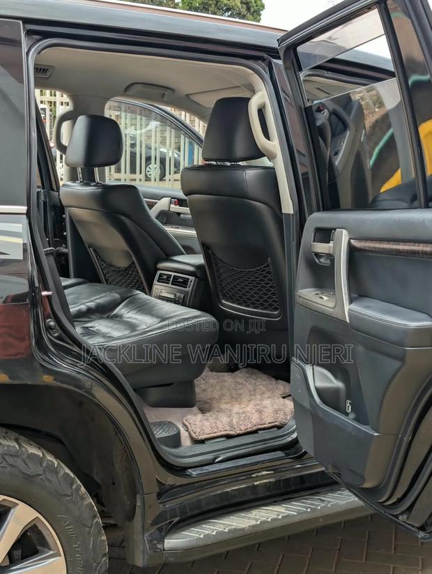 Toyota Land Cruiser 4.5 V8 DLX 2015 Black