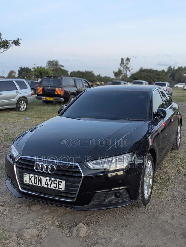Audi A4 2.0T Premium FWD FrontTrak 2016 Black