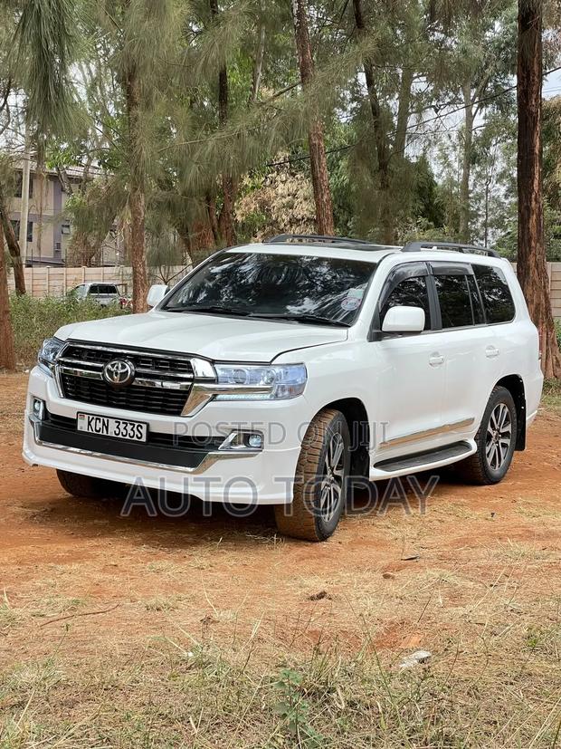 Toyota Land Cruiser 4.6 V8 ZX 2010 White