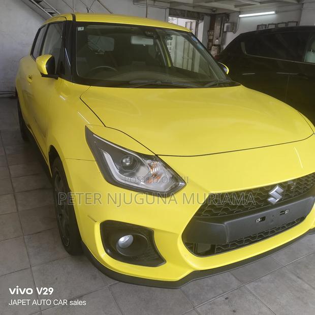 Suzuki Swift 2019 Yellow