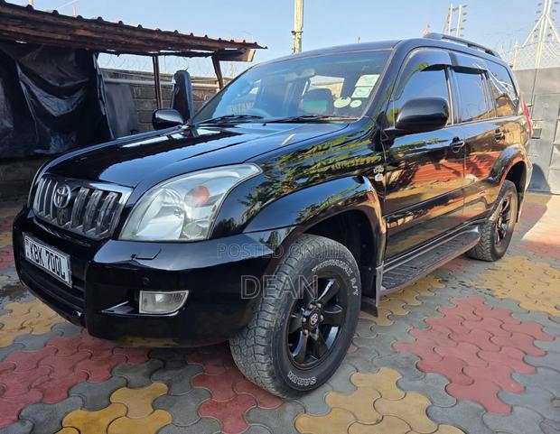 Toyota Land Cruiser Prado 2005 Black
