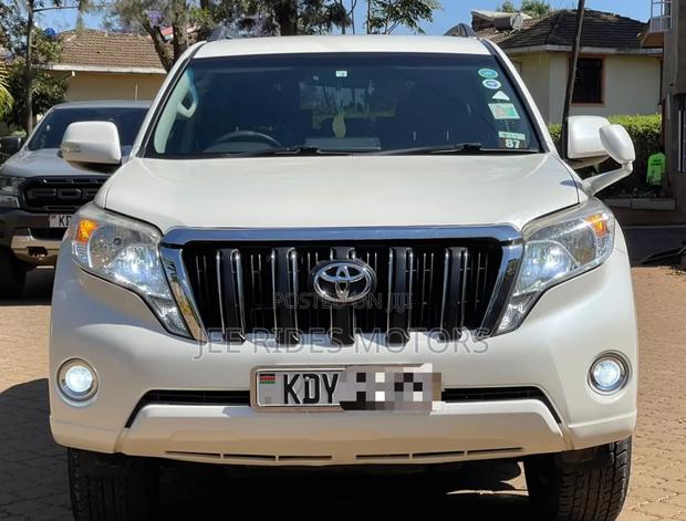 Toyota Land Cruiser Prado 2016 Off white