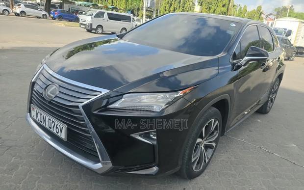Lexus NX 200t FWD 2016 Black