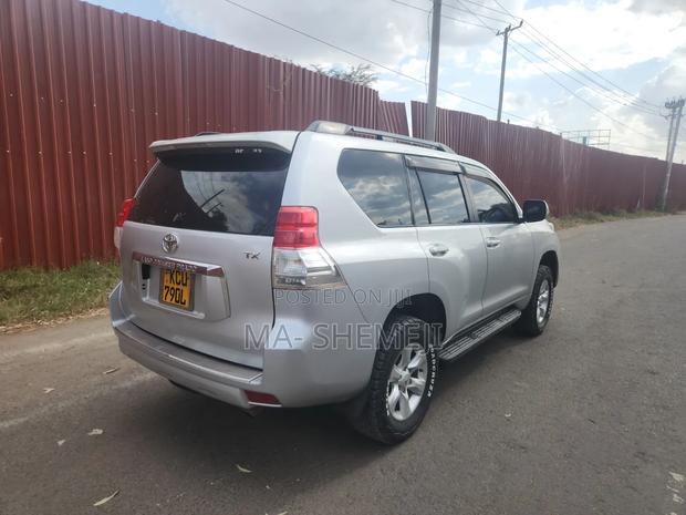 Toyota Land Cruiser Prado 2.7 i 2010 Silver